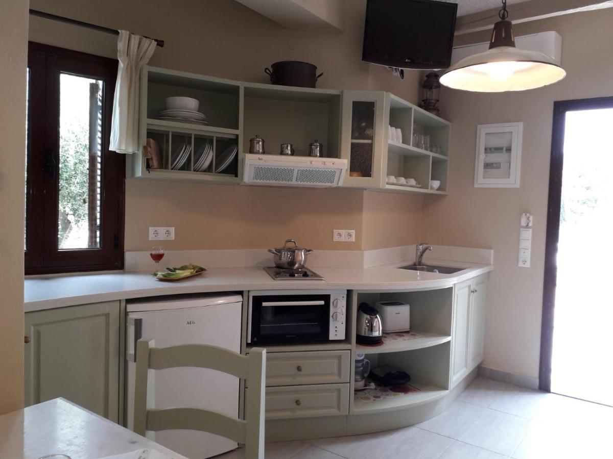 Likoudis Villas Suites ,On The Kioni,Ionian Islands Ithaca, מראה חיצוני תמונה