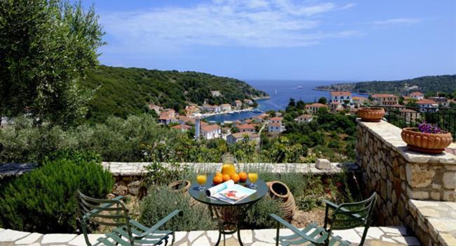 Likoudis Villas Suites ,On The Kioni,Ionian Islands Ithaca, מראה חיצוני תמונה